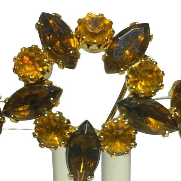 Carnelian & Citrine Color Goldtone Rhinestones Brooch Matching Clip On Earrings - Picture 4 of 7